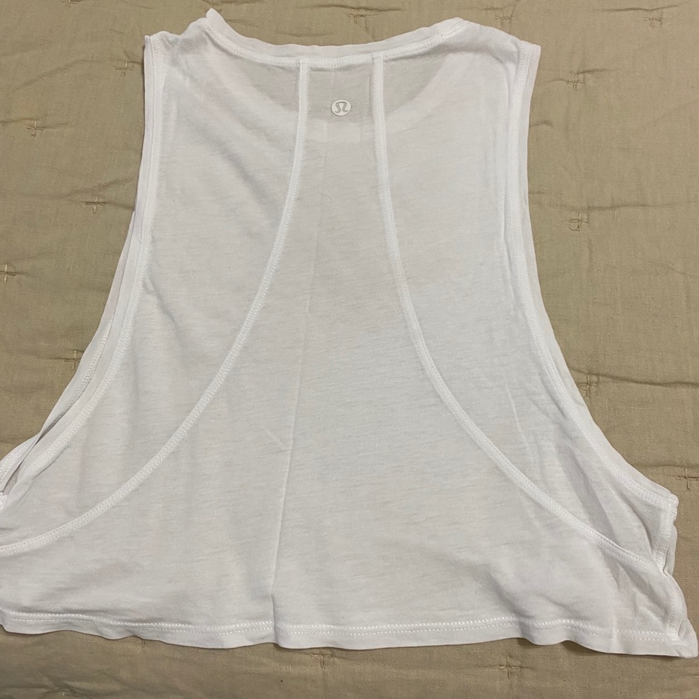 Lululemon cropped tank